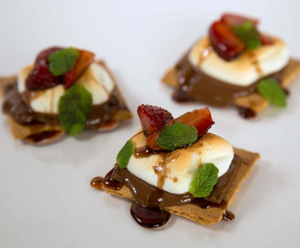 Strawberry balsamic mint s'mores